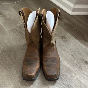 Ariat Men’s Rambler Square Toe Boots